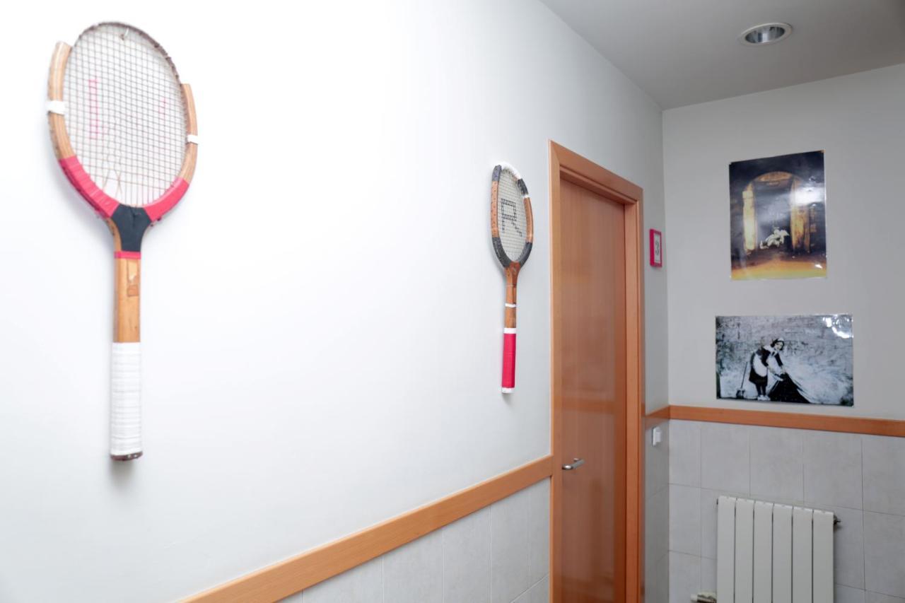 Mora Rooms Барселона Екстериор снимка